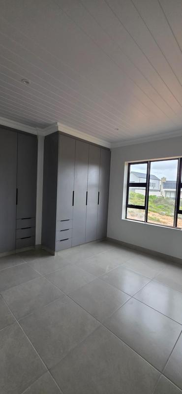 3 Bedroom Property for Sale in Outeniquasbosch Western Cape